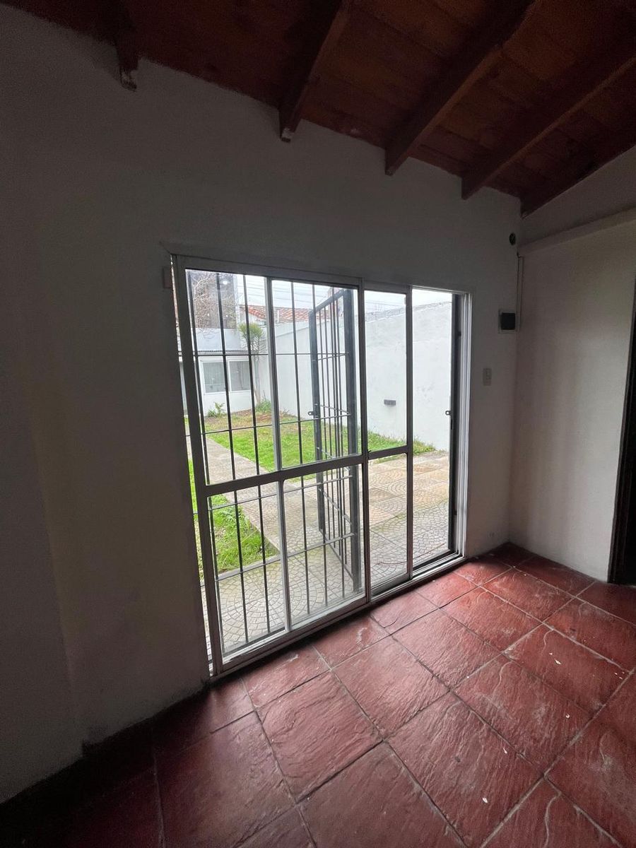 Venta muy linda casa Con Tres Dormitorios sobre Pedro Goyena MUÑIZ Posible Permuta - 22