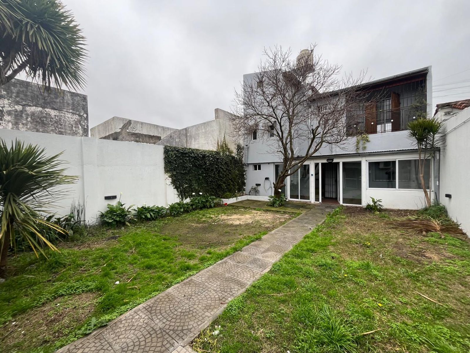 Venta muy linda casa Con Tres Dormitorios sobre Pedro Goyena MUÑIZ Posible Permuta - 33