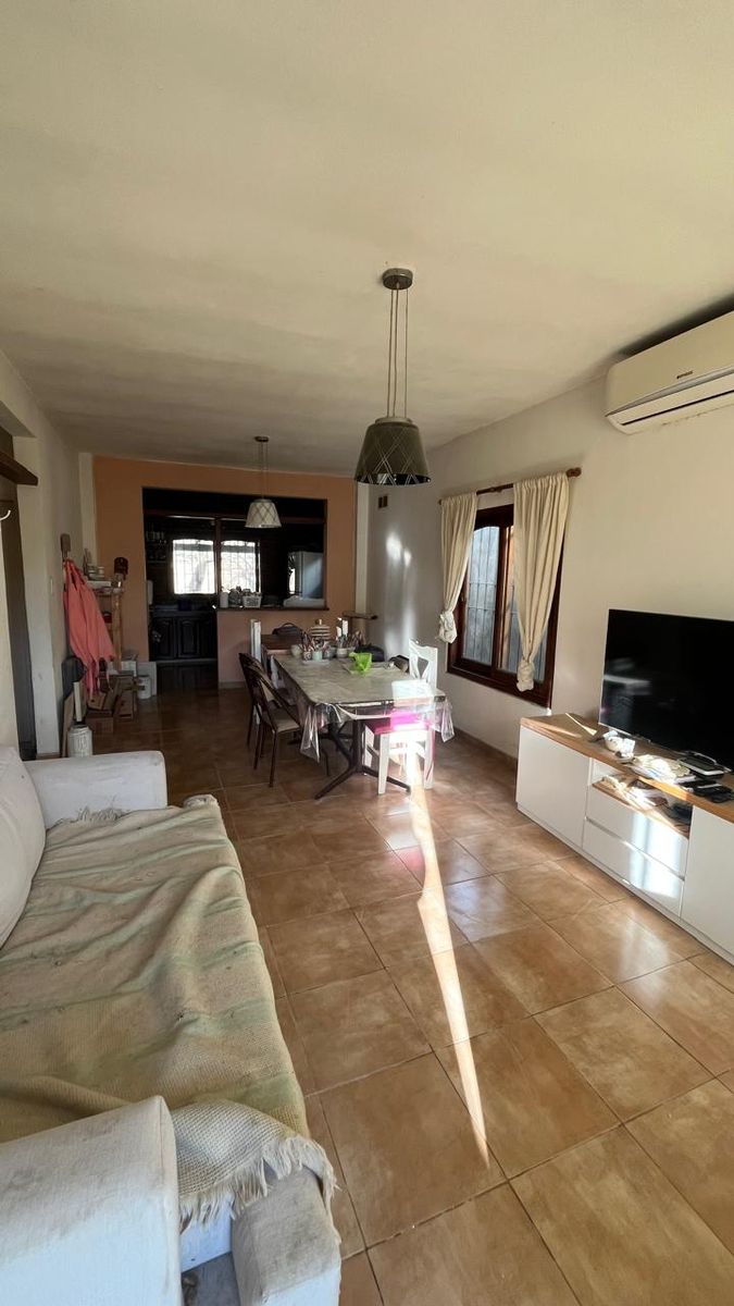 VENTA muy linda casa a metros de Irigoin - 6