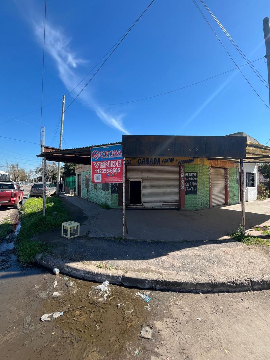 VENTA ESQUINA COMERCIAL mas casa y departamento - 7
