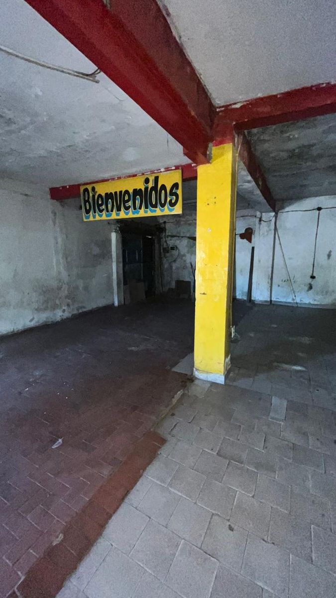 VENTA ESQUINA COMERCIAL mas casa y departamento - 8