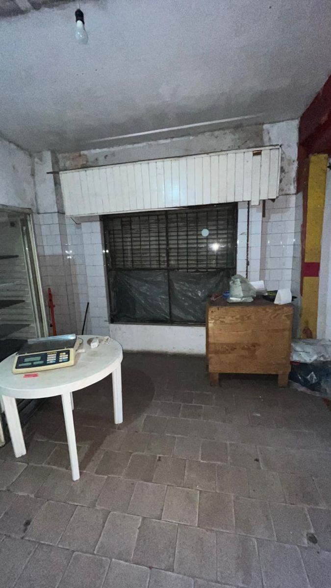 VENTA ESQUINA COMERCIAL mas casa y departamento - 10