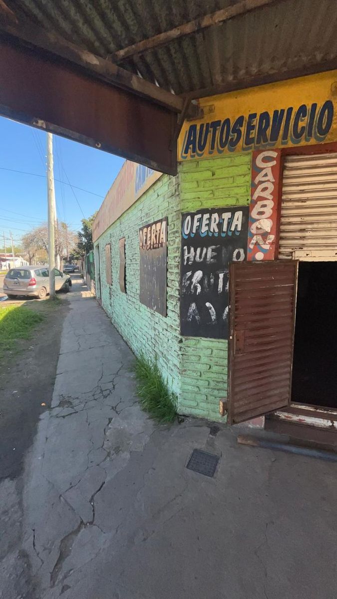 VENTA ESQUINA COMERCIAL mas casa y departamento - 18
