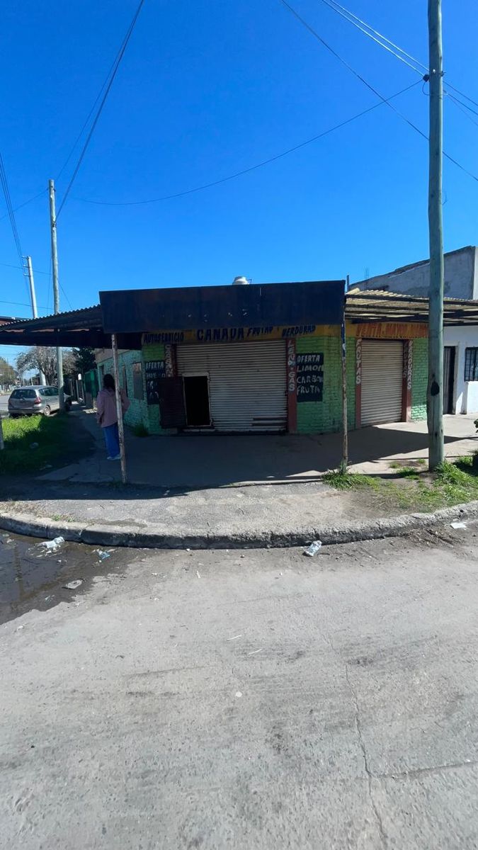VENTA ESQUINA COMERCIAL mas casa y departamento - 22