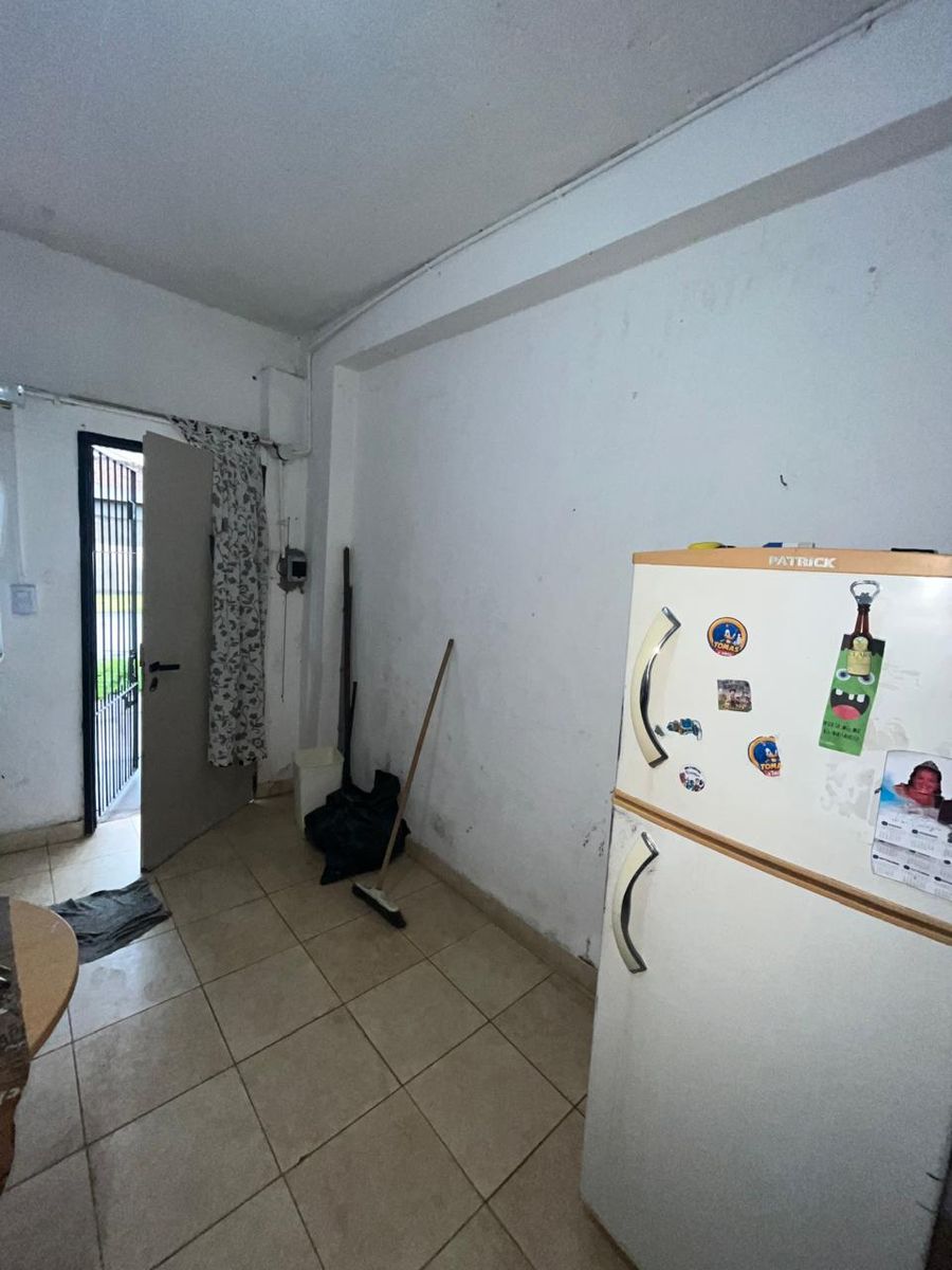 VENTA ESQUINA COMERCIAL mas casa y departamento - 30