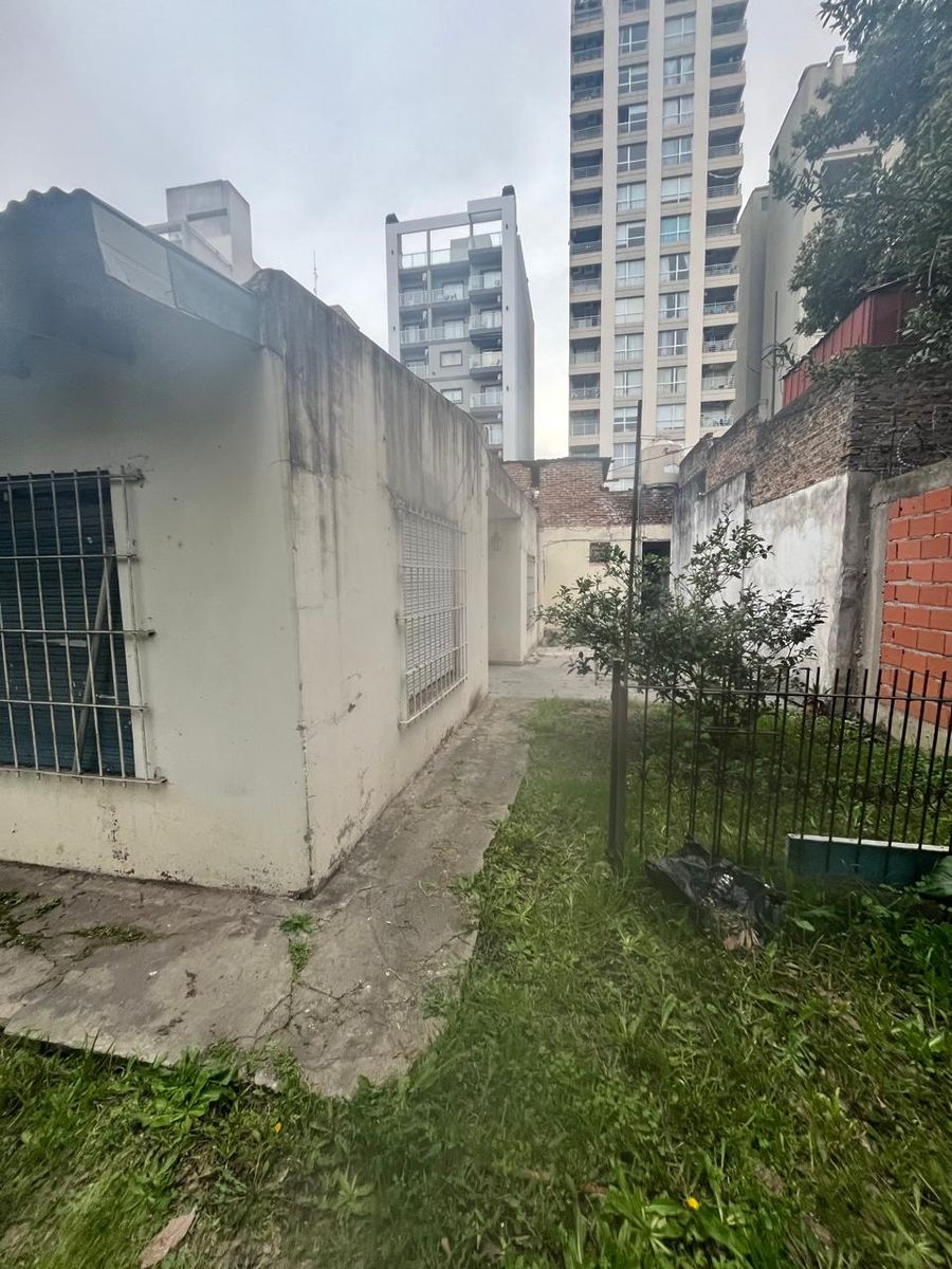 Excelente propiedad Apta para emprendimiento - 13