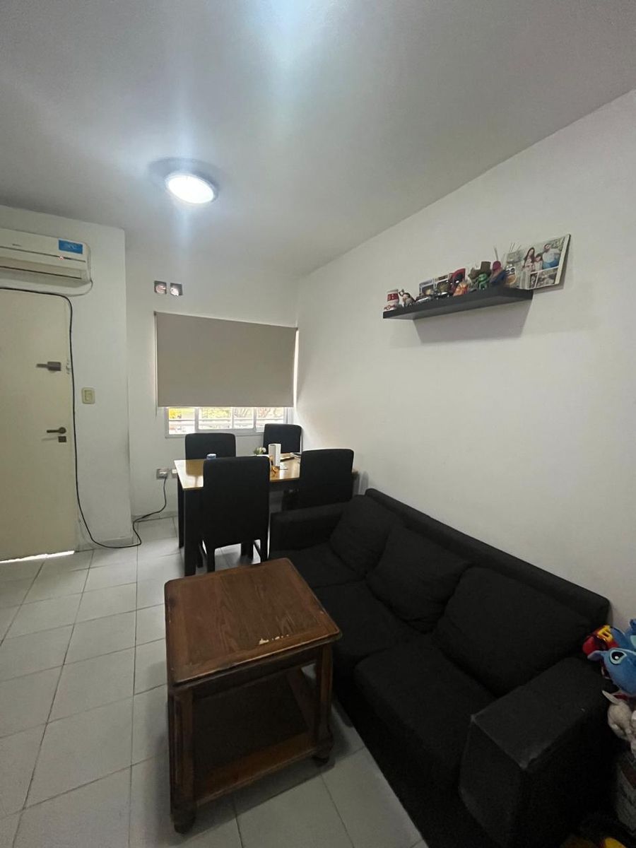 Dos ambientes con cochera UBICACIÓN DESTACADA — foto 4