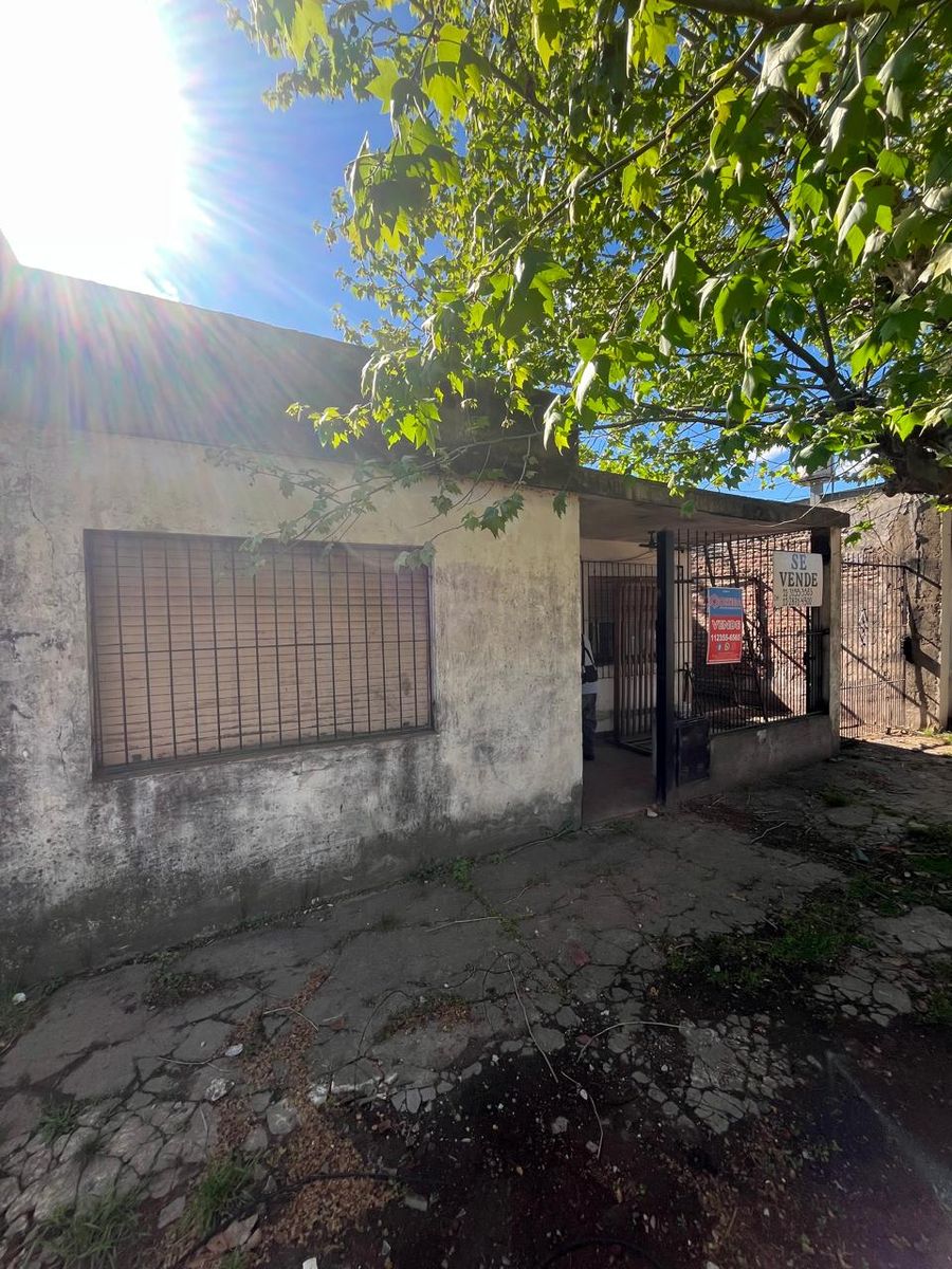 Venta casa para reciclar MUY INTERESANTE Atención, leer descripción — foto 2