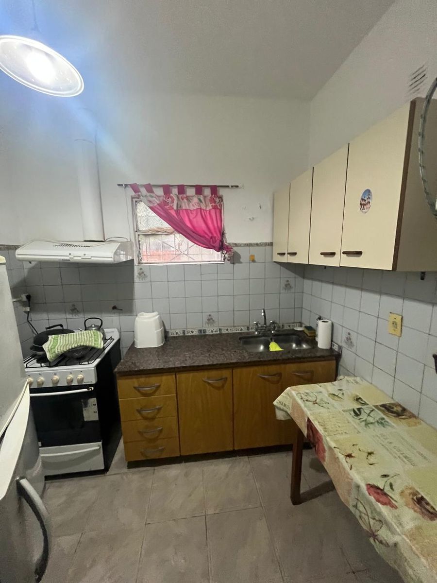 VENTA Linda casa CON LOCAL a pocas cuadras del centro de José C Paz — foto 12