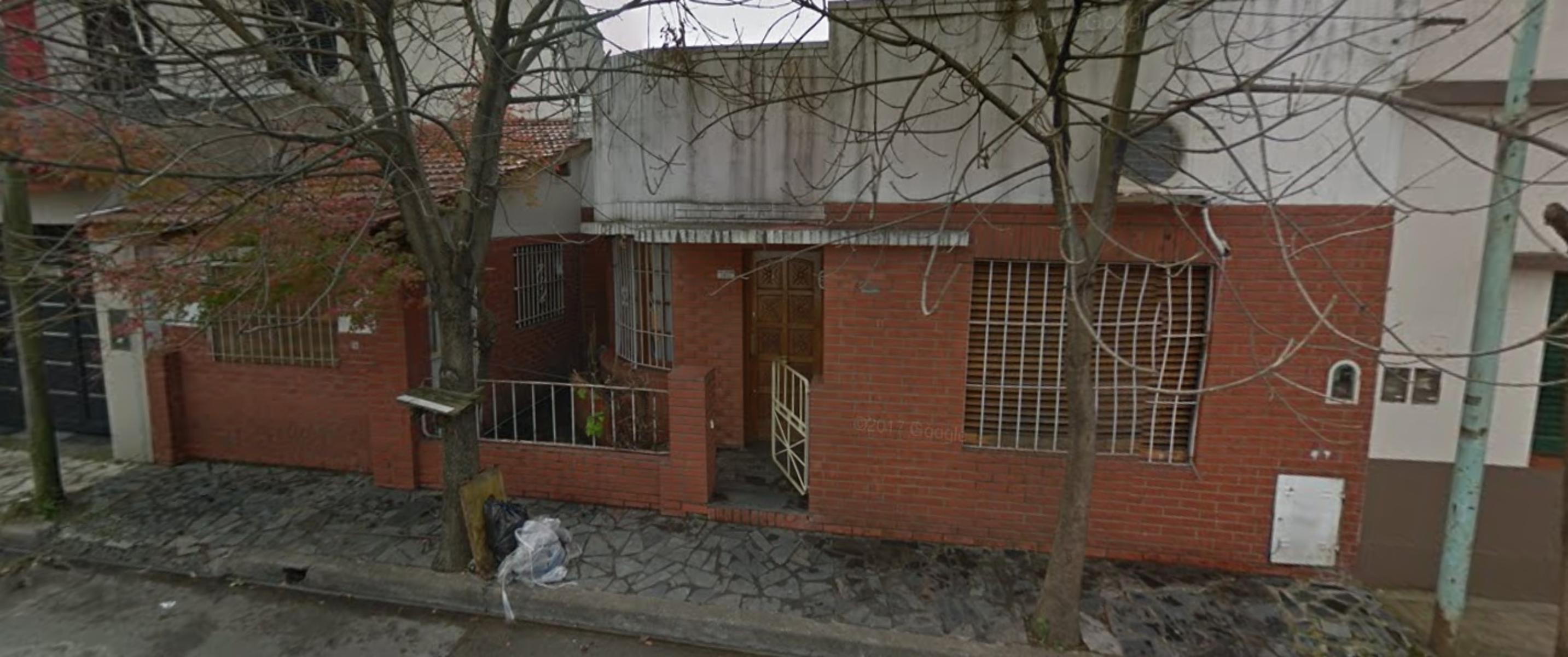CASA AMERICANA EN UNA PLANTA ZONA DEL COLEGIO WARD, VILLA SARMIENTO, HAEDO, Pdo. MORON