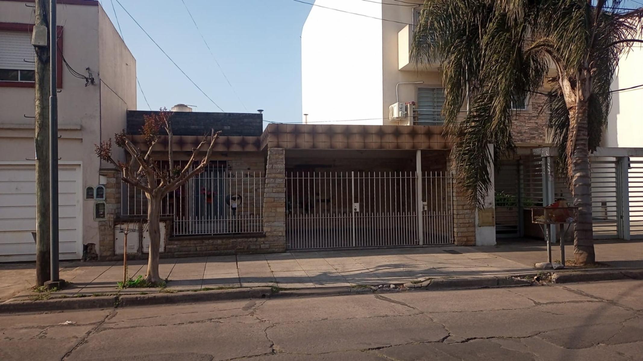 P.H. TIPO CASA 3 AMB. EN PLANTA BAJA CONTRAFRENTE — foto 3