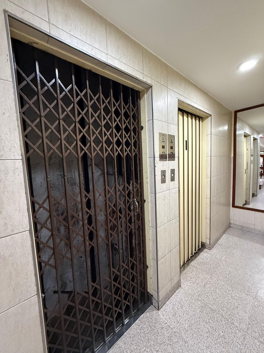 Departamento de 2 Amb. En Edificio de Altura - 5