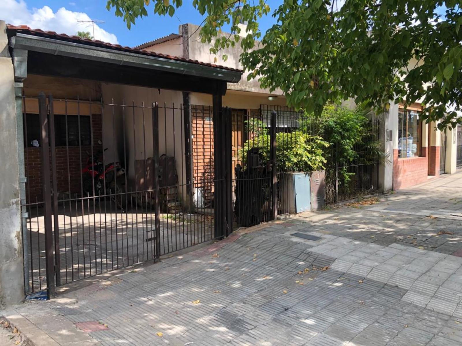 Casa en ph en Ituzaingó