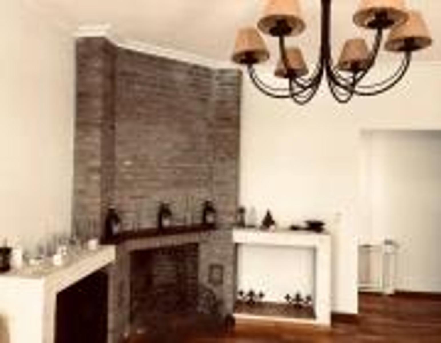 Casa de categoría en venta Ituzaingó — foto 2