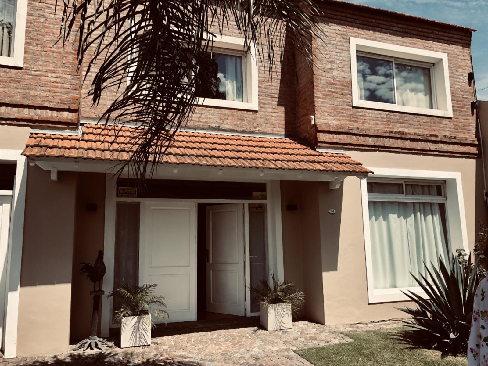 Casa de categoría en venta Ituzaingó — foto 9