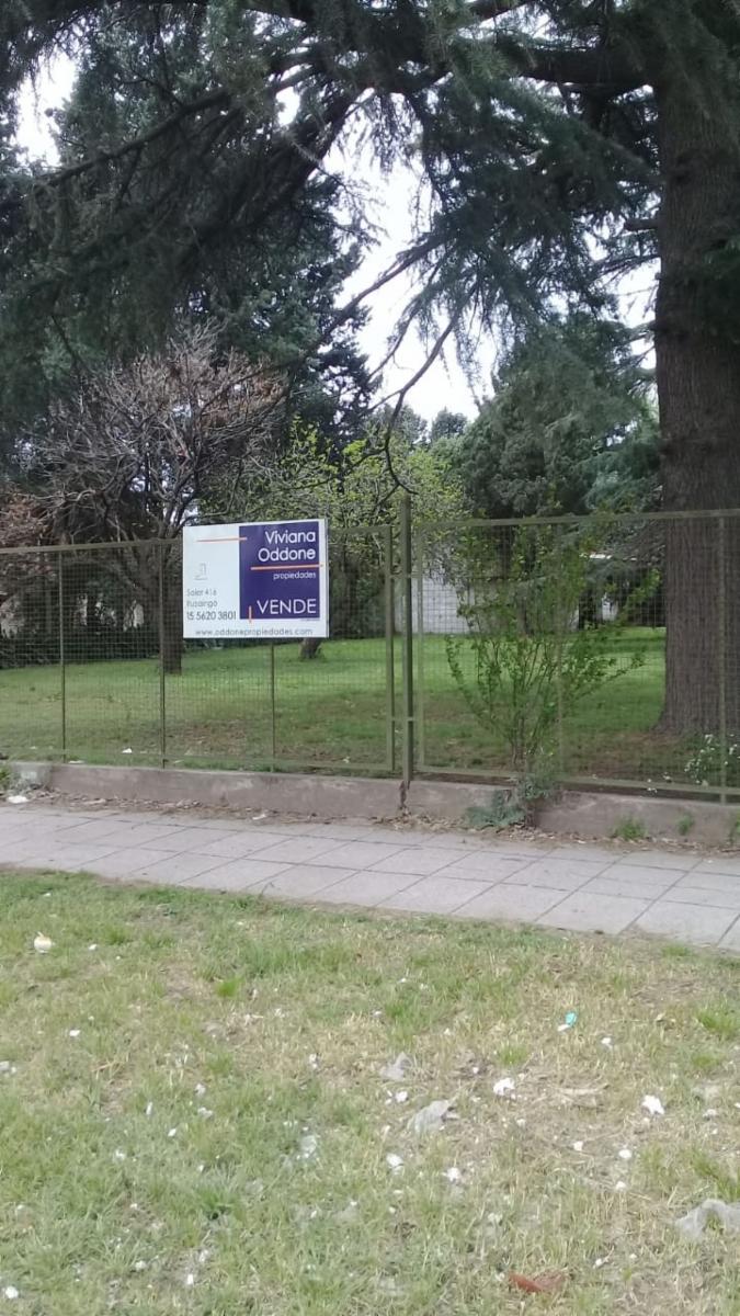 Venta Quinta sobre R21 - 1
