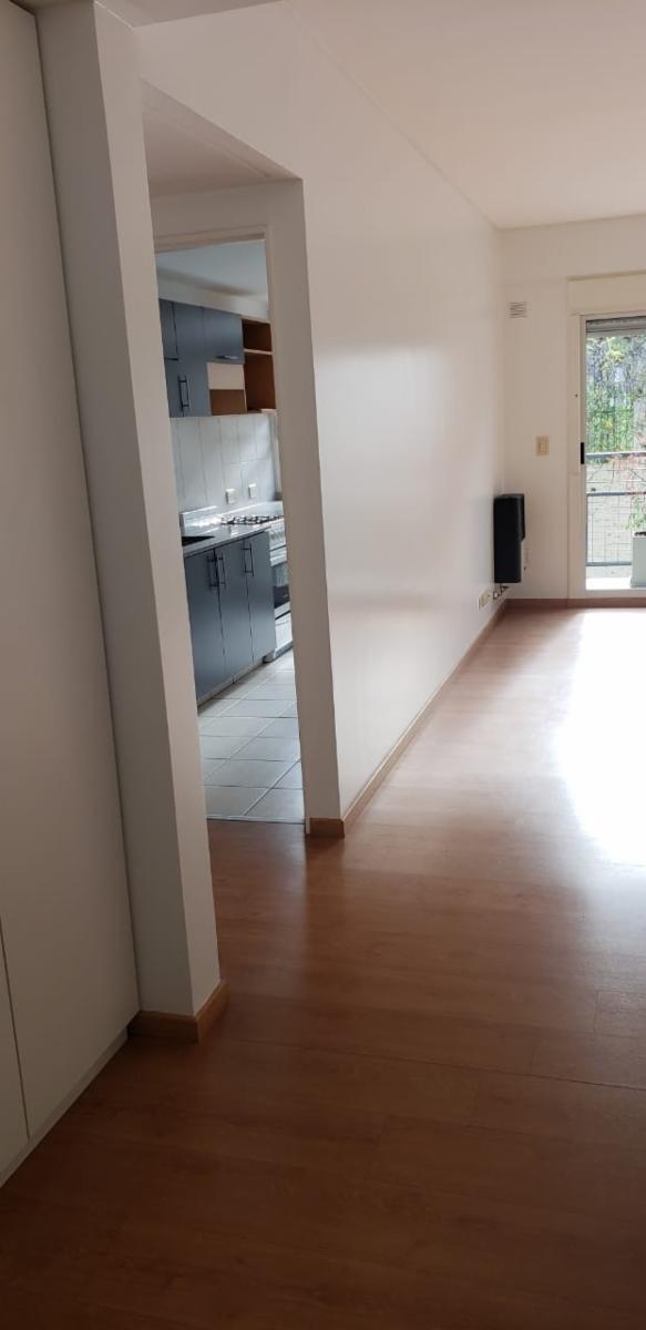 TODO LO QUE BUSCAS: SEMIPISO 2 1/2 AMB 60 M2, BALCON CORRIDO, COCHERA Y PISCINA, APTO PROFESIONAL — foto 8