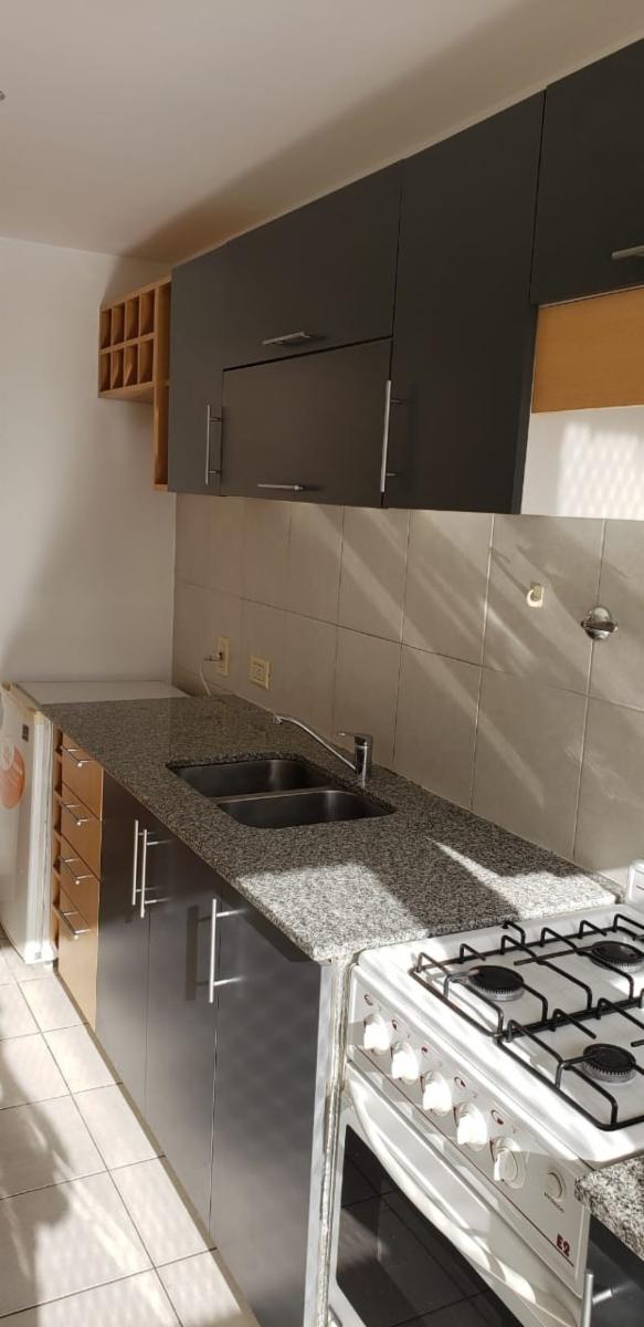 TODO LO QUE BUSCAS: SEMIPISO 2 1/2 AMB 60 M2, BALCON CORRIDO, COCHERA Y PISCINA, APTO PROFESIONAL — foto 14