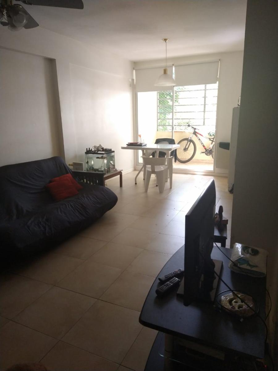VENDE DEPTO EN DUPLEX 2 AMB CON BALCON, PATIO TERRAZA AL FRENTE - VILLA DEL PARQUE - 1
