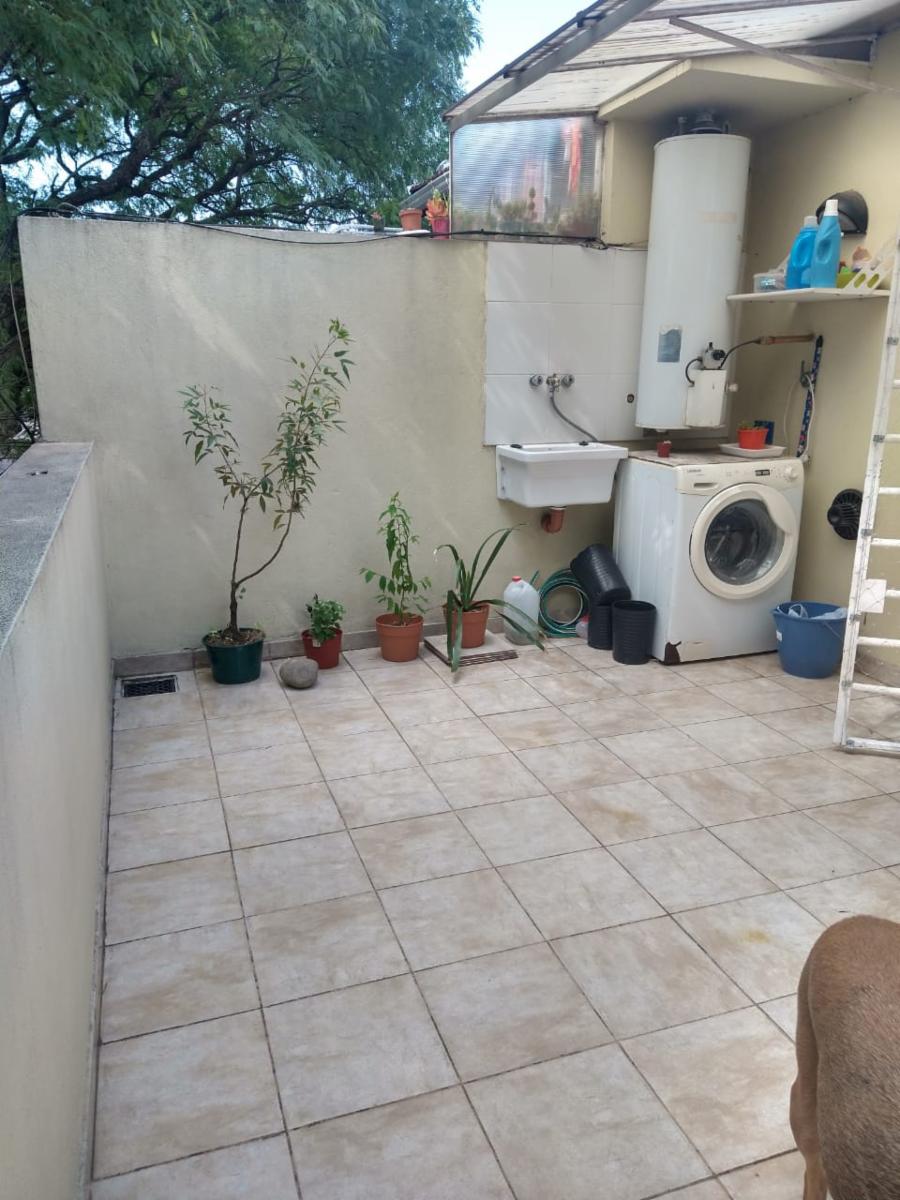 VENDE DEPTO EN DUPLEX 2 AMB CON BALCON, PATIO TERRAZA AL FRENTE - VILLA DEL PARQUE - 21