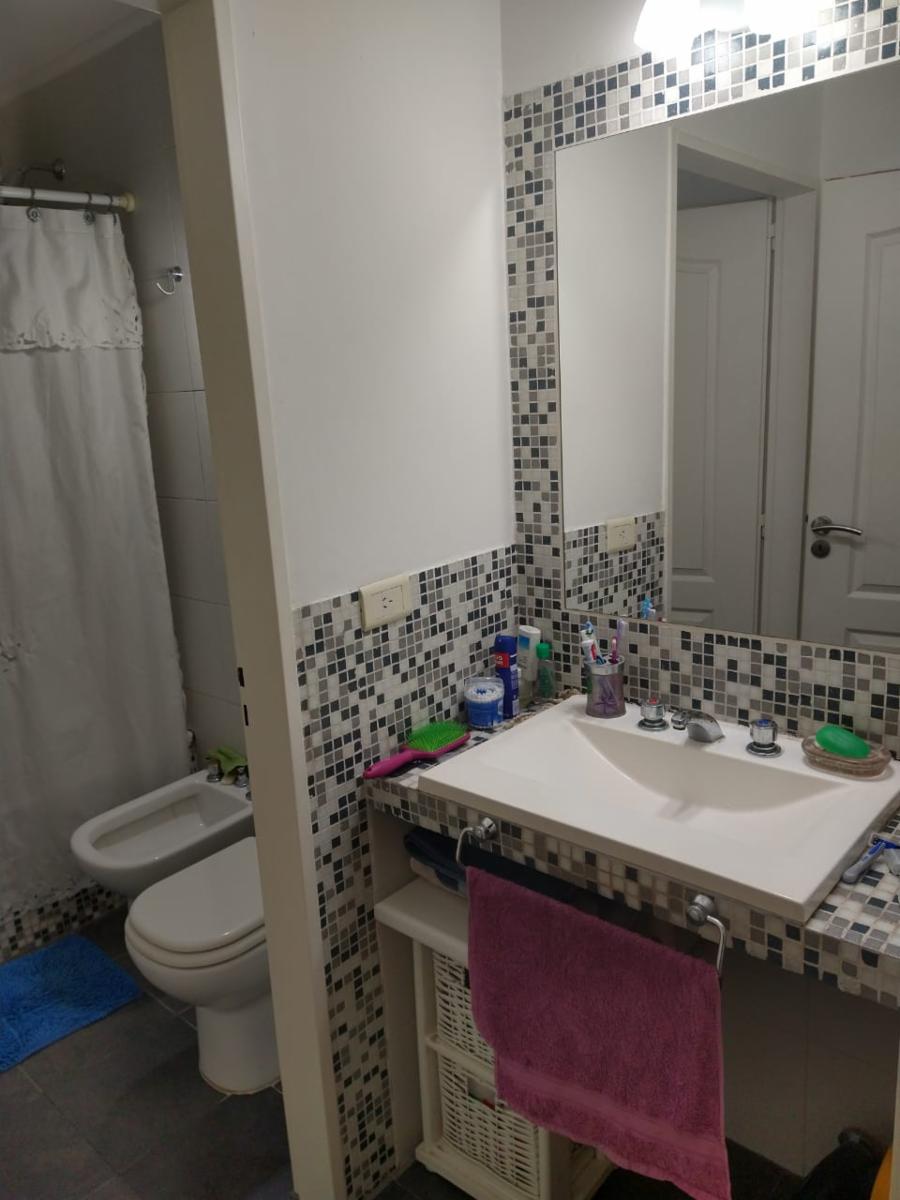 VENDE DEPTO EN DUPLEX 2 AMB CON BALCON, PATIO TERRAZA AL FRENTE - VILLA DEL PARQUE - 27