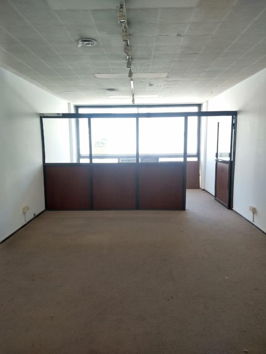 Alquila: Oficina De 30m2 En Microcentro. Excelente Ubicación - 3