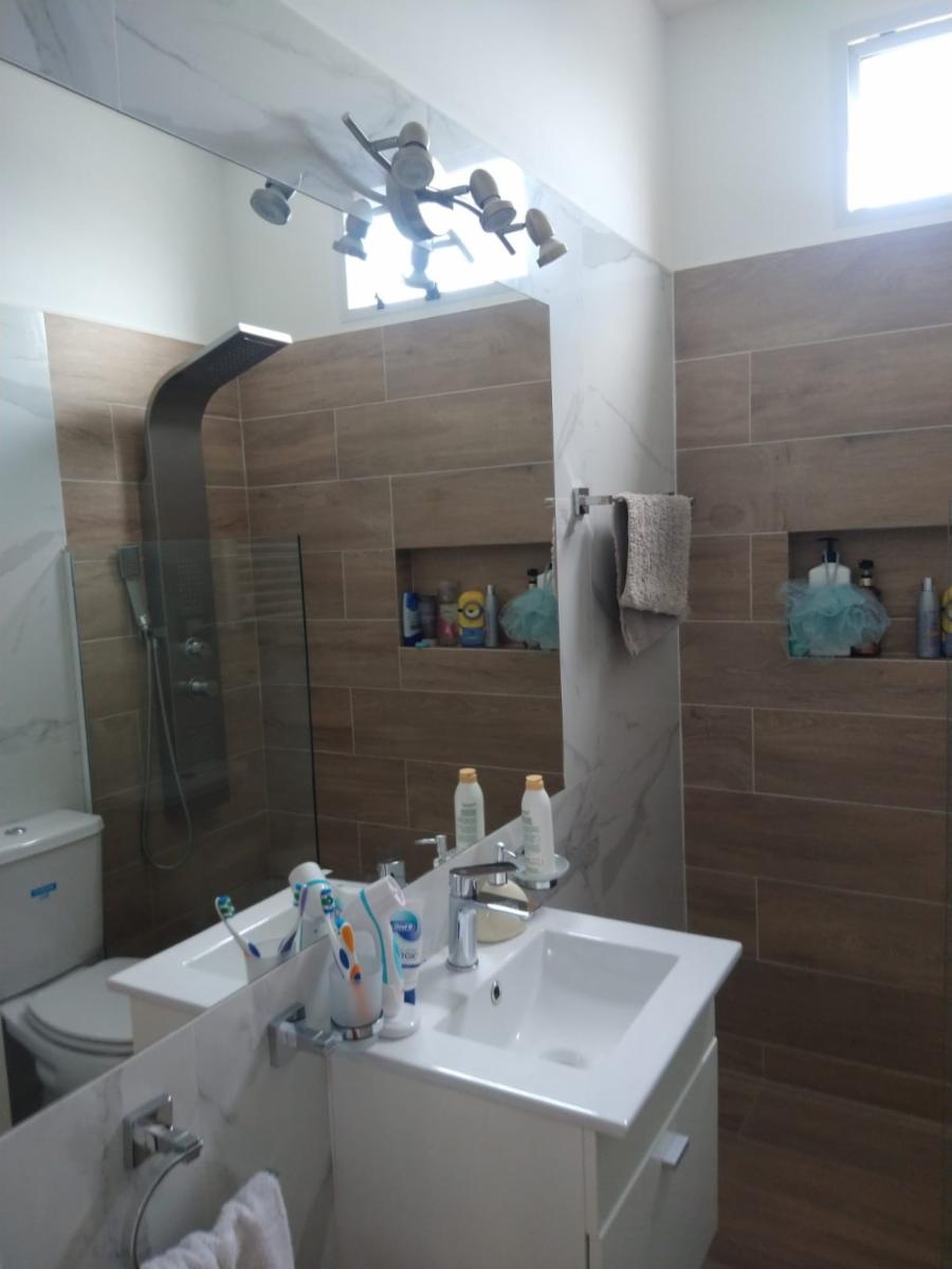 Vende 2 Ambientes En Caballito , Muy Amplio Luminoso. Refaccionado A Nuevo — foto 5