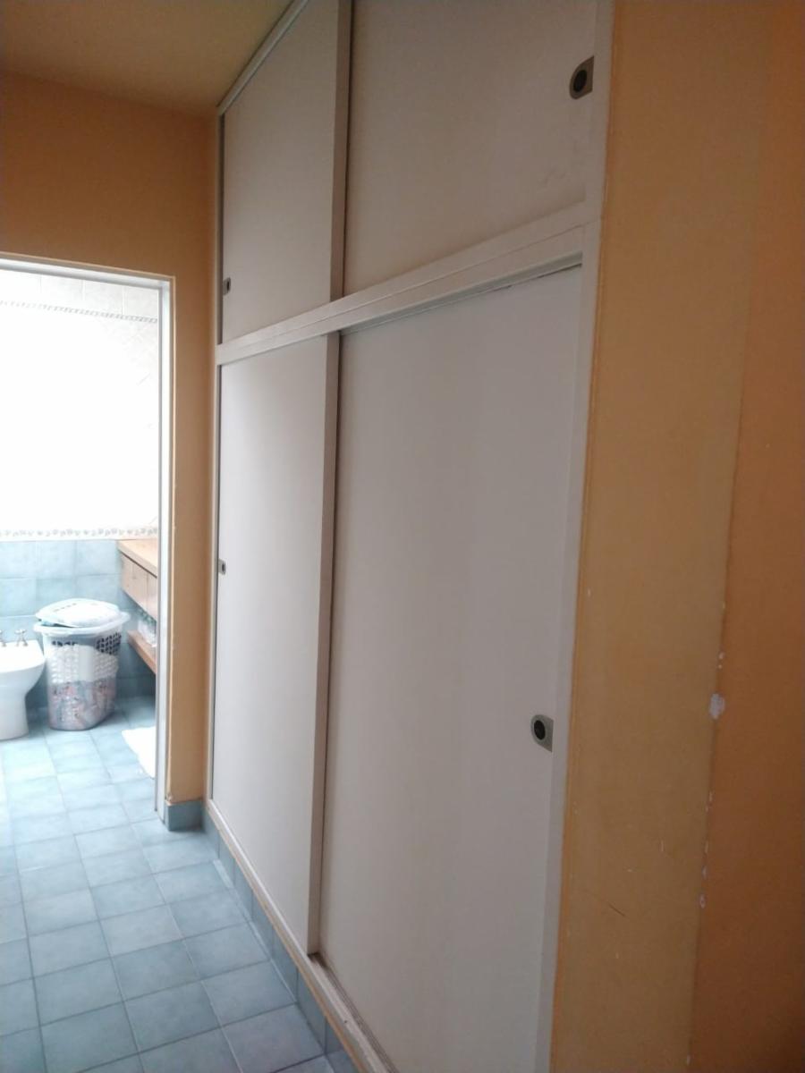 Vende Hermosa Casa 4 Amb Con Parque, Quincho, Pileta Y Cochera - 7