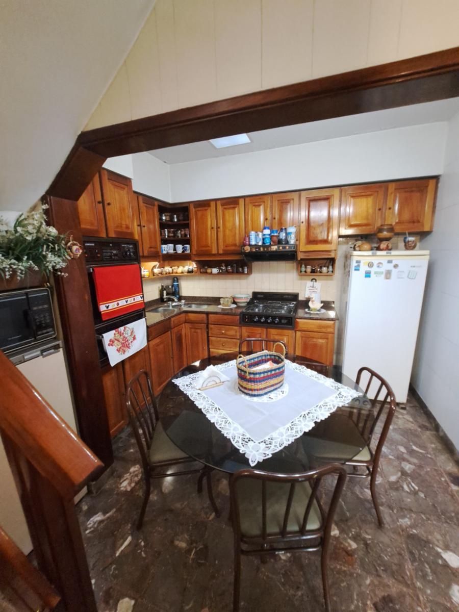 Imperdible: Vende Hermosa Casa, Lote Propio 4 Amb Con Terraza, Parrilla, En Monte Castro — foto 6