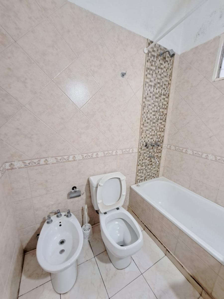 Vende Hermoso Ph 3 Ambientes Al Frente Con Terraza, Pileta Y Quincho — foto 7
