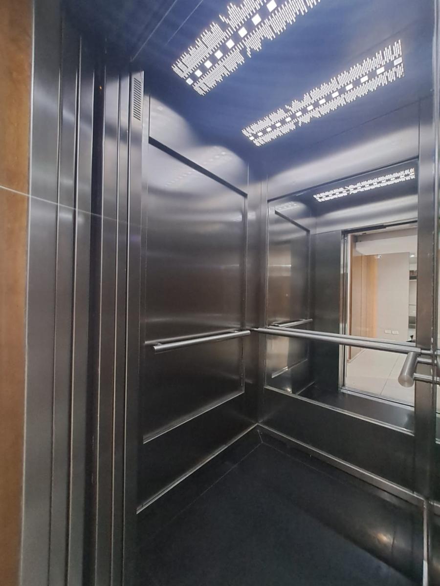Vende Monoambiente Con Balcon, Y Amenities En Parque — foto 10