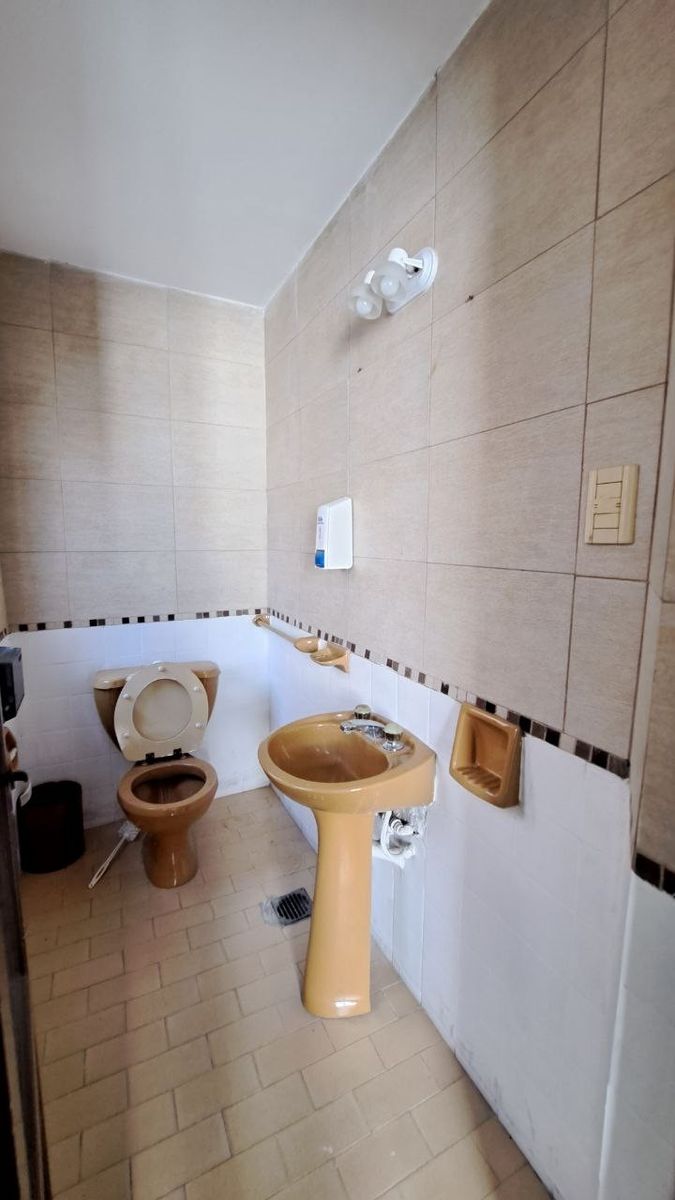 vende oficina de 6 ambientes en Montserrat — foto 5