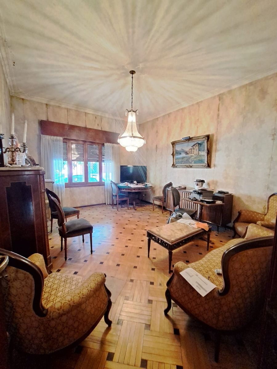 VENDE HERMOSA CASA, LOTE PORPIO EN VILLA GRAL MITRE - 4