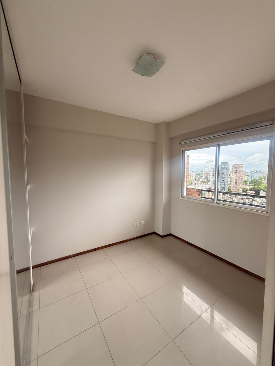 VENDE 2 AMBIENTES CON BALCON AL FRENTE EN PISO 10 - PATERNAL - 2