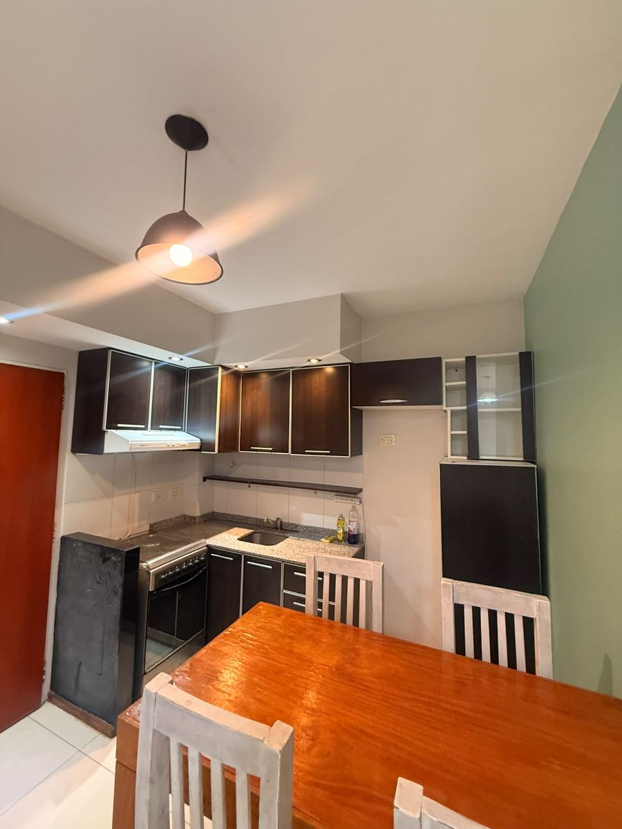 VENDE 2 AMBIENTES CON BALCON AL FRENTE EN PISO 10 - PATERNAL - 8