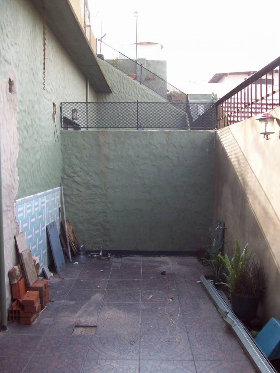 Excelente Departamento de 2 ambientes con cochera — foto 2