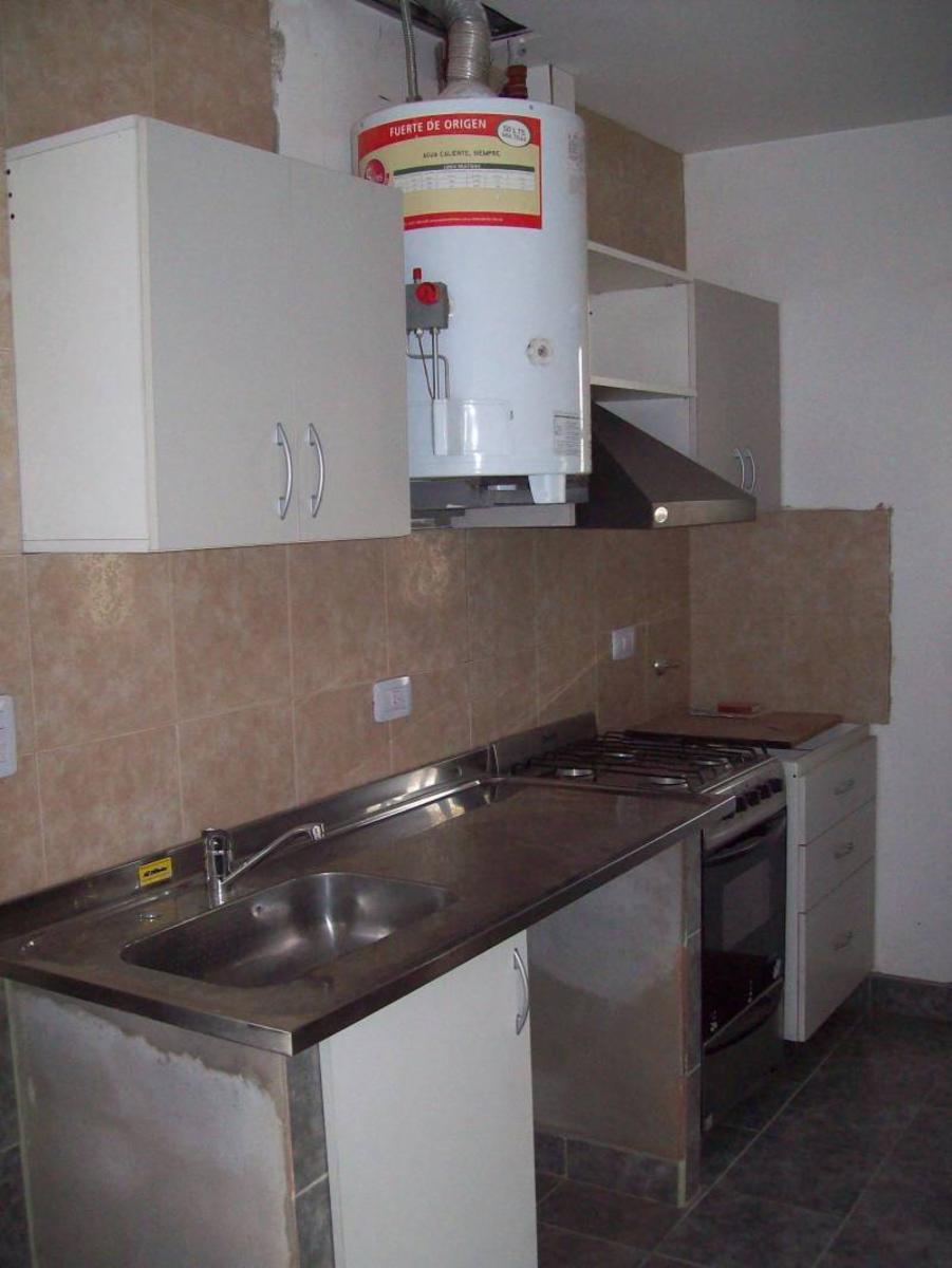 Excelente Departamento de 2 ambientes con cochera — foto 7