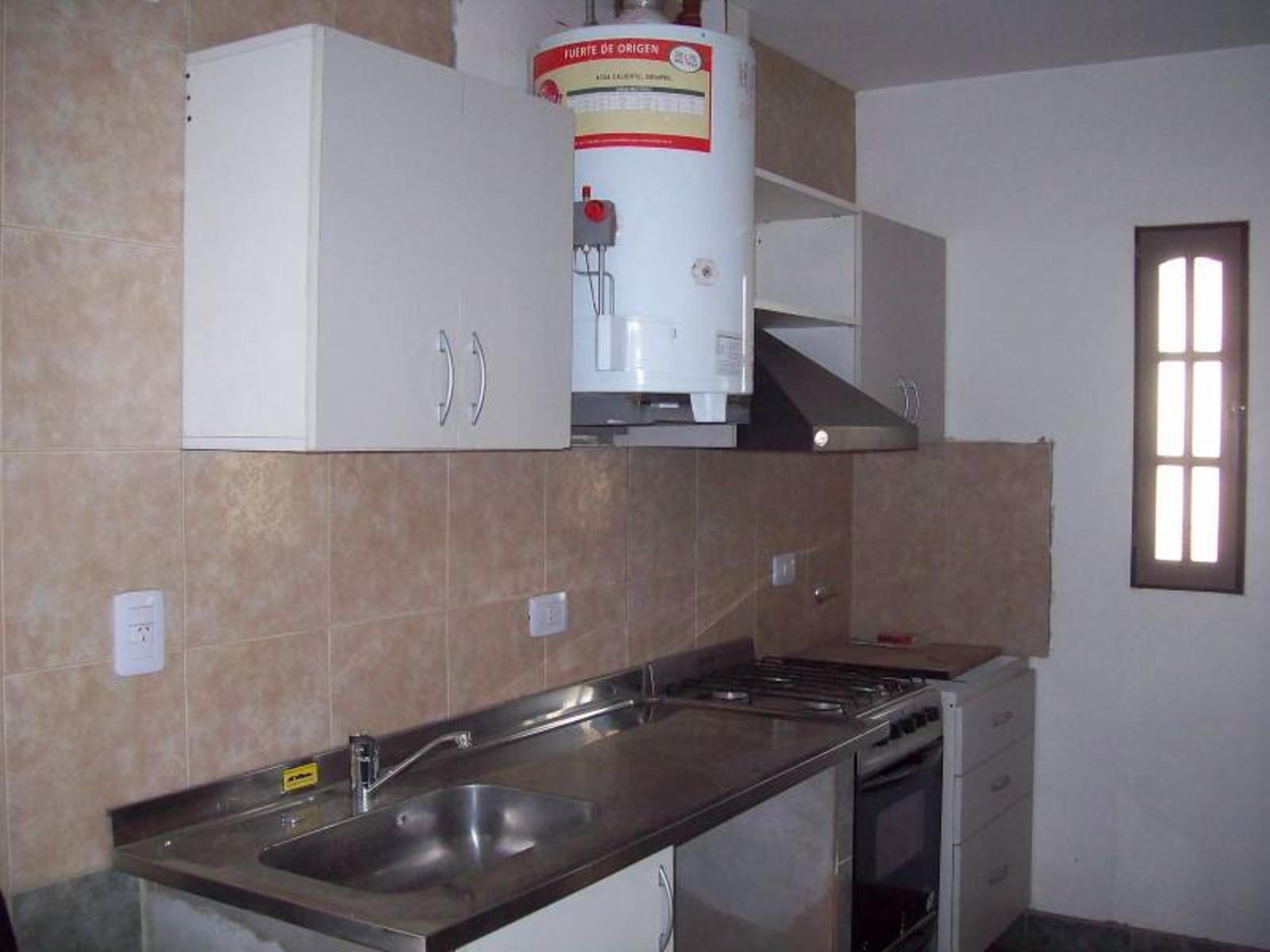 Excelente Departamento de 2 ambientes con cochera — foto 8