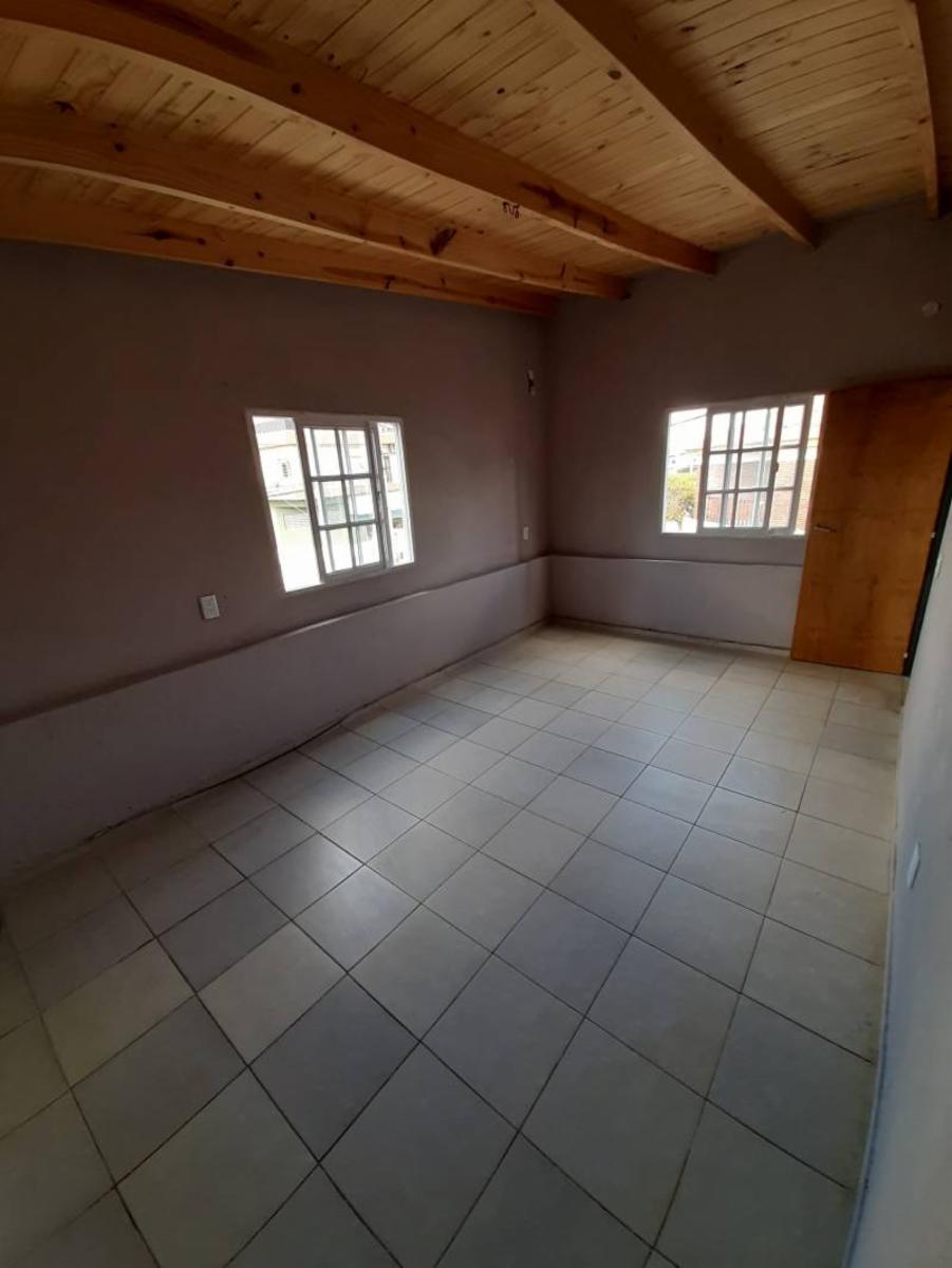 Excelente Departamento de 2 ambiente. La Tablada - 7