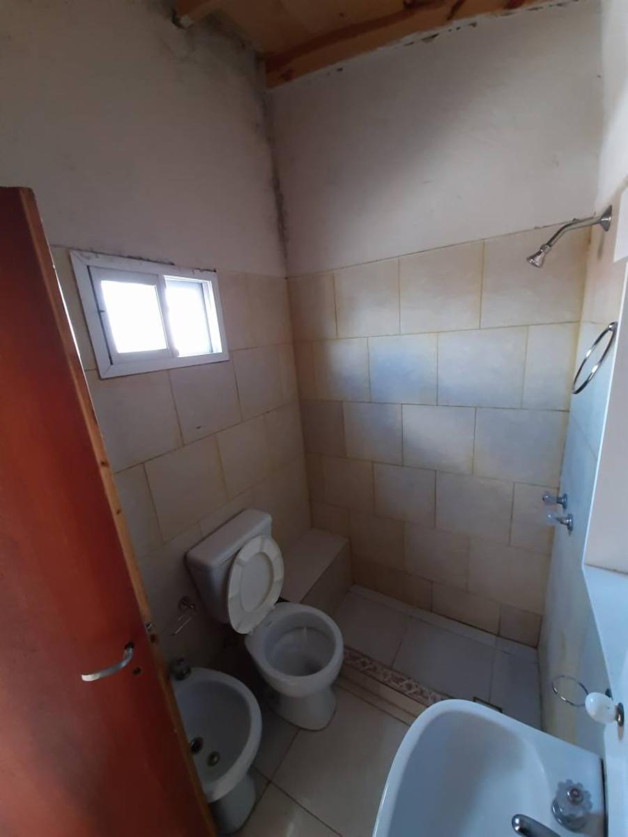 Excelente Departamento de 2 ambiente. La Tablada - 9