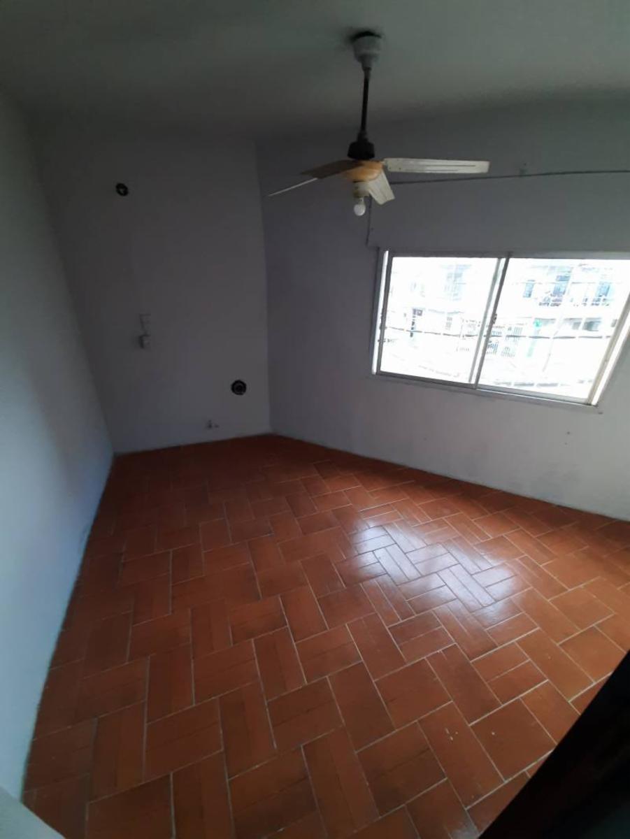 Excelente local comercial + piso de 3 ambientes — foto 7