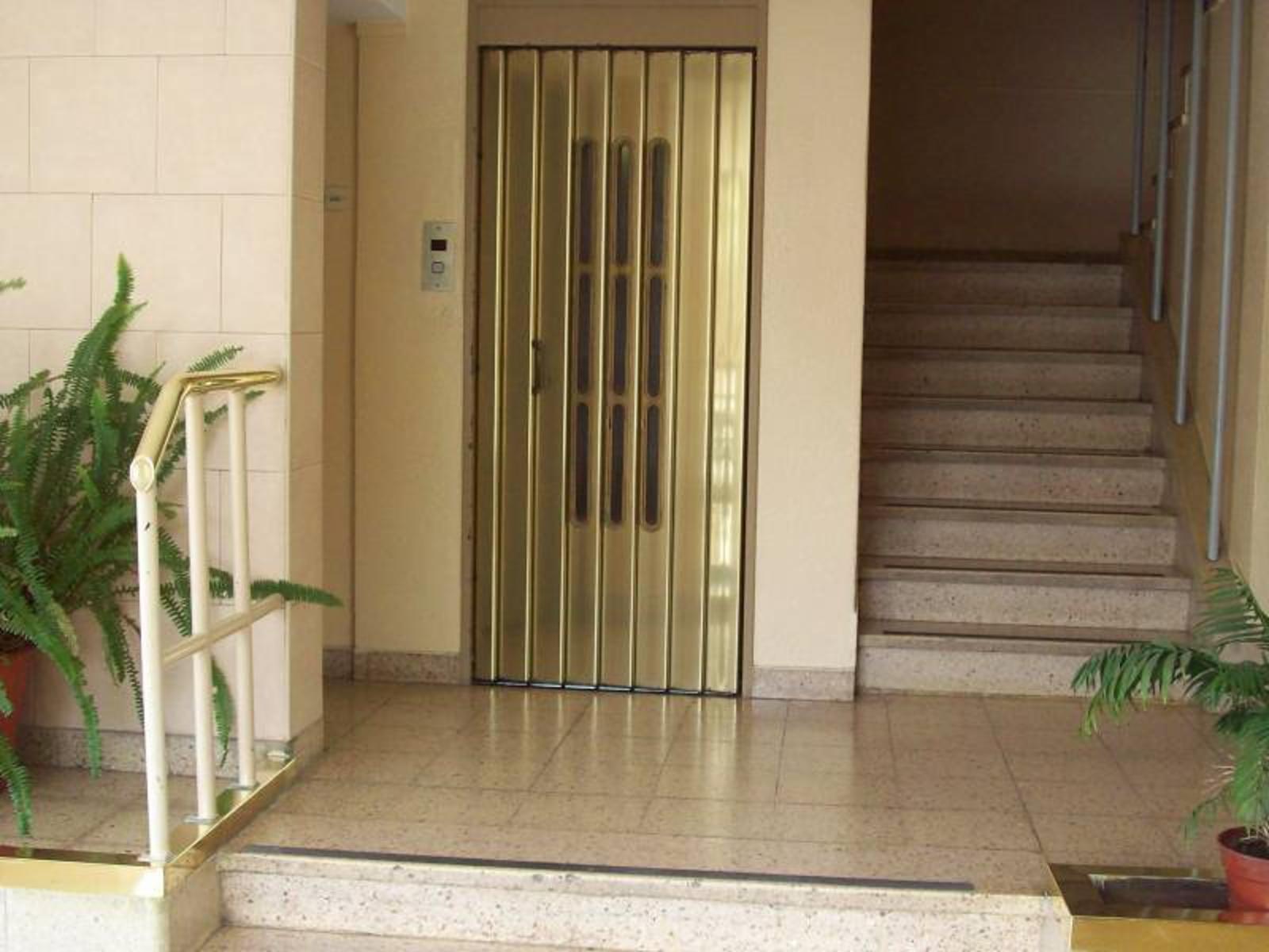 Excelente Departamento de 3 ambientes. Villa Lugano — foto 3