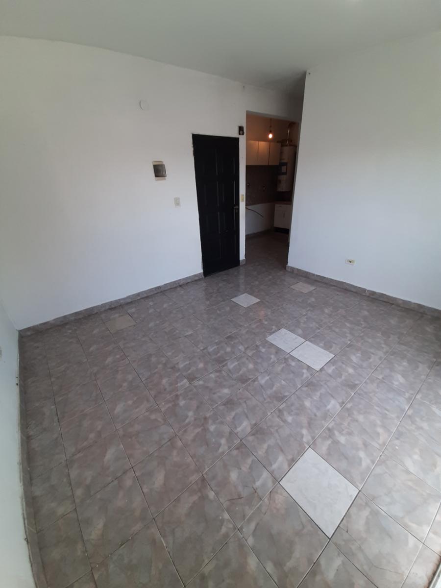 Departamento de 3 amb con balcón - 2