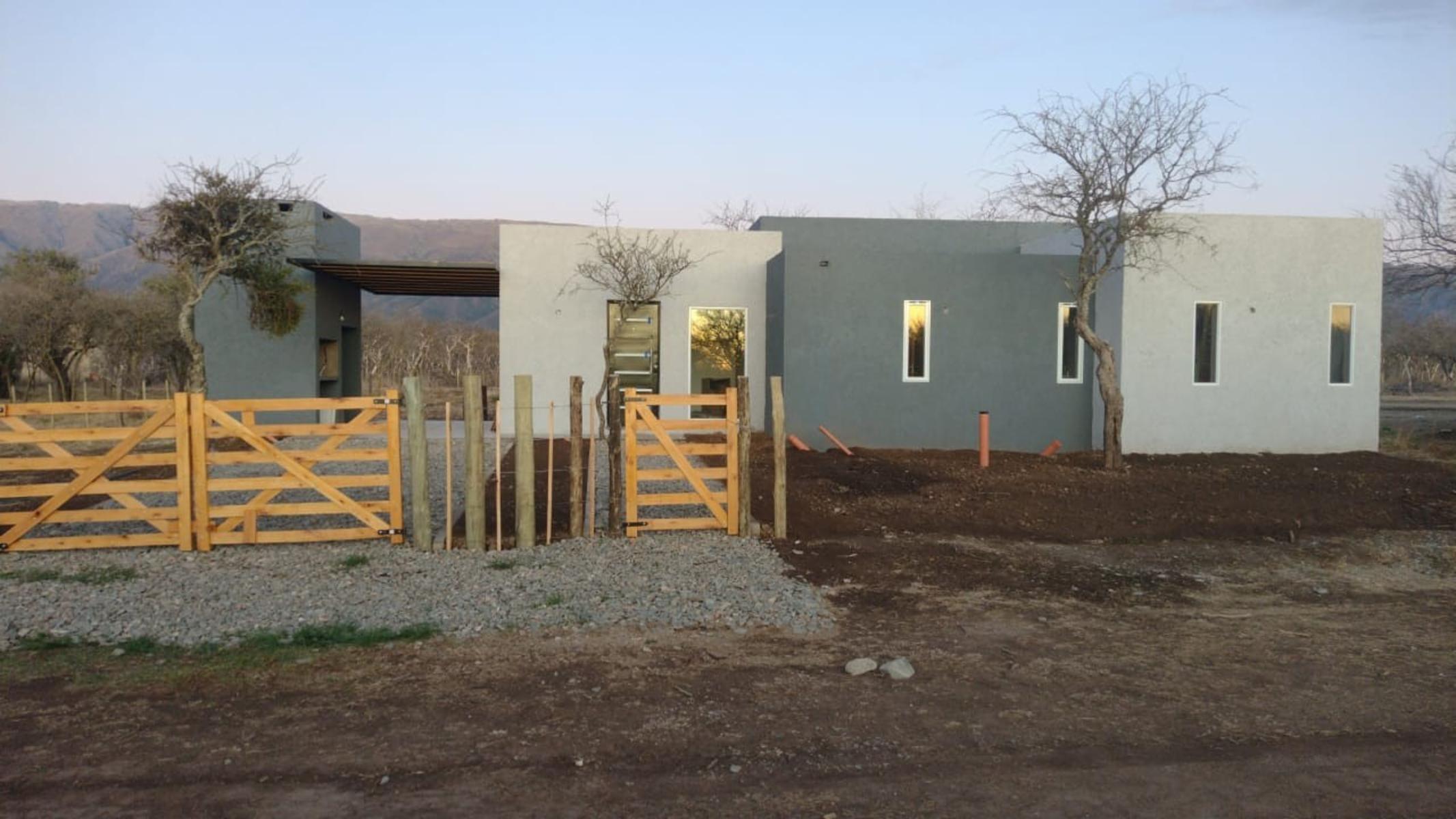 Excelente casa de 4 ambientes a estrenar. San Luis