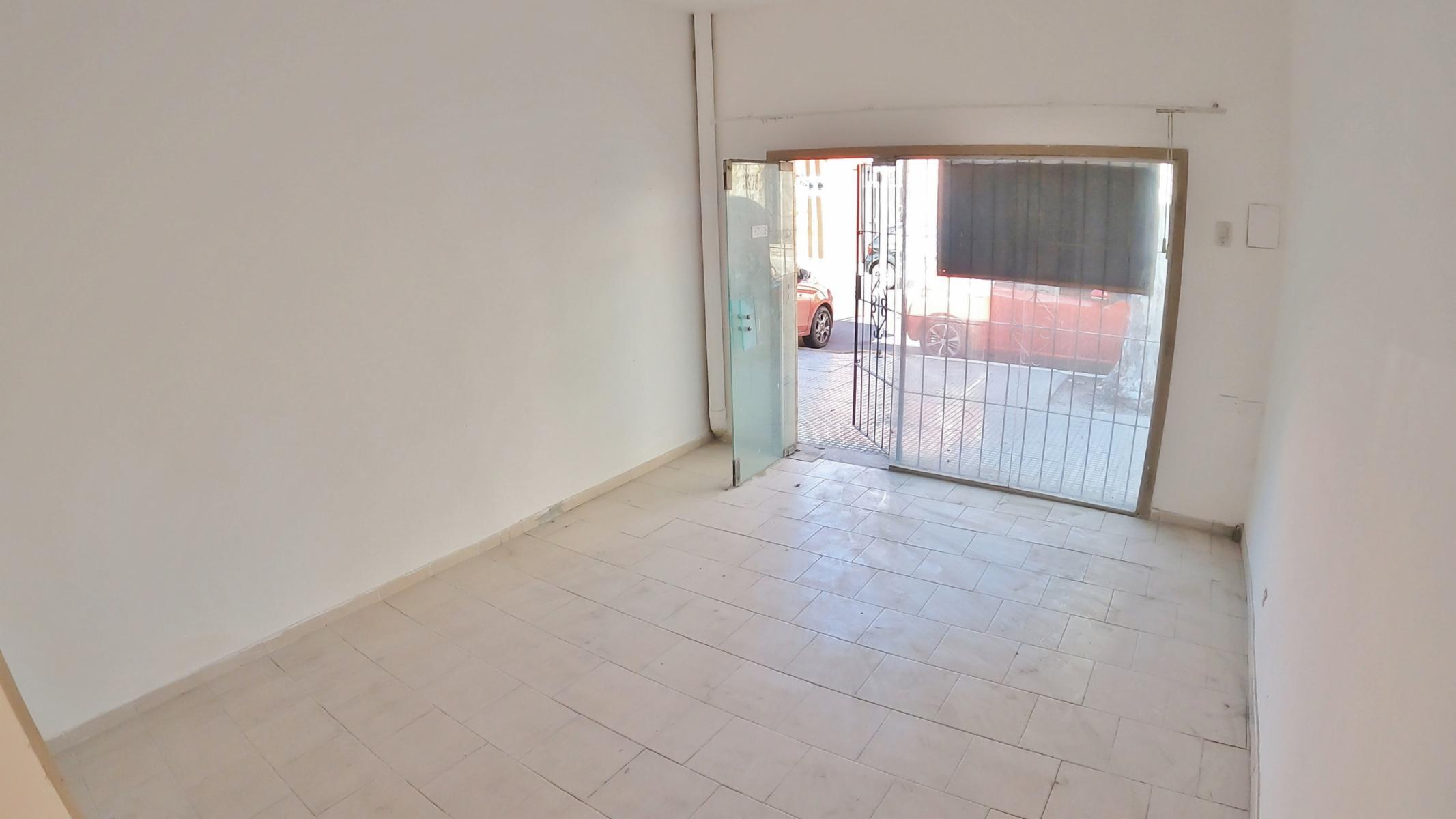 Local u oficina comercial en San Justo centro - 6