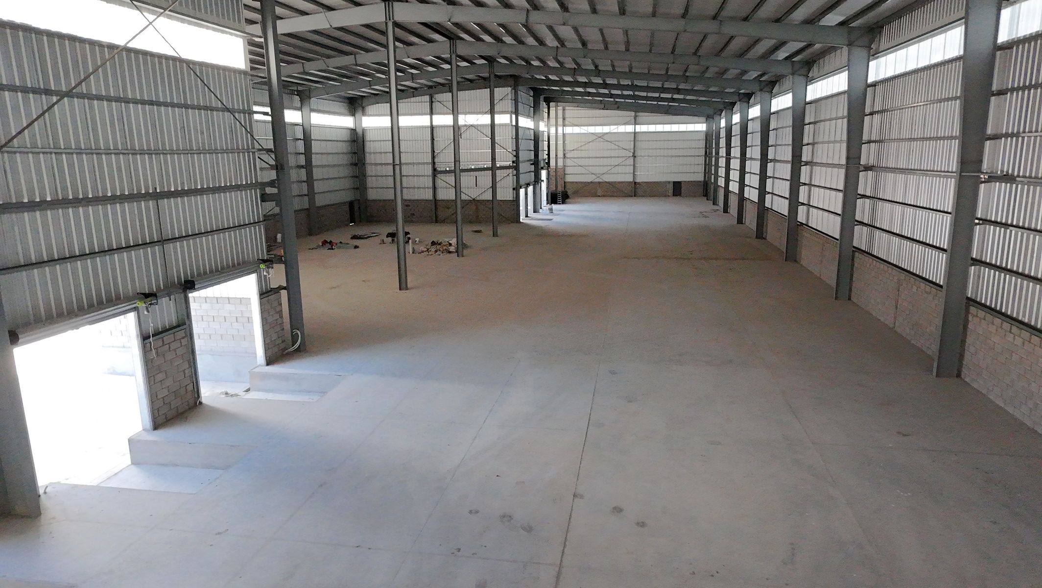 Excelente nave Industrial de 3600 mts2 en parque industrial. San Vivcente - 2