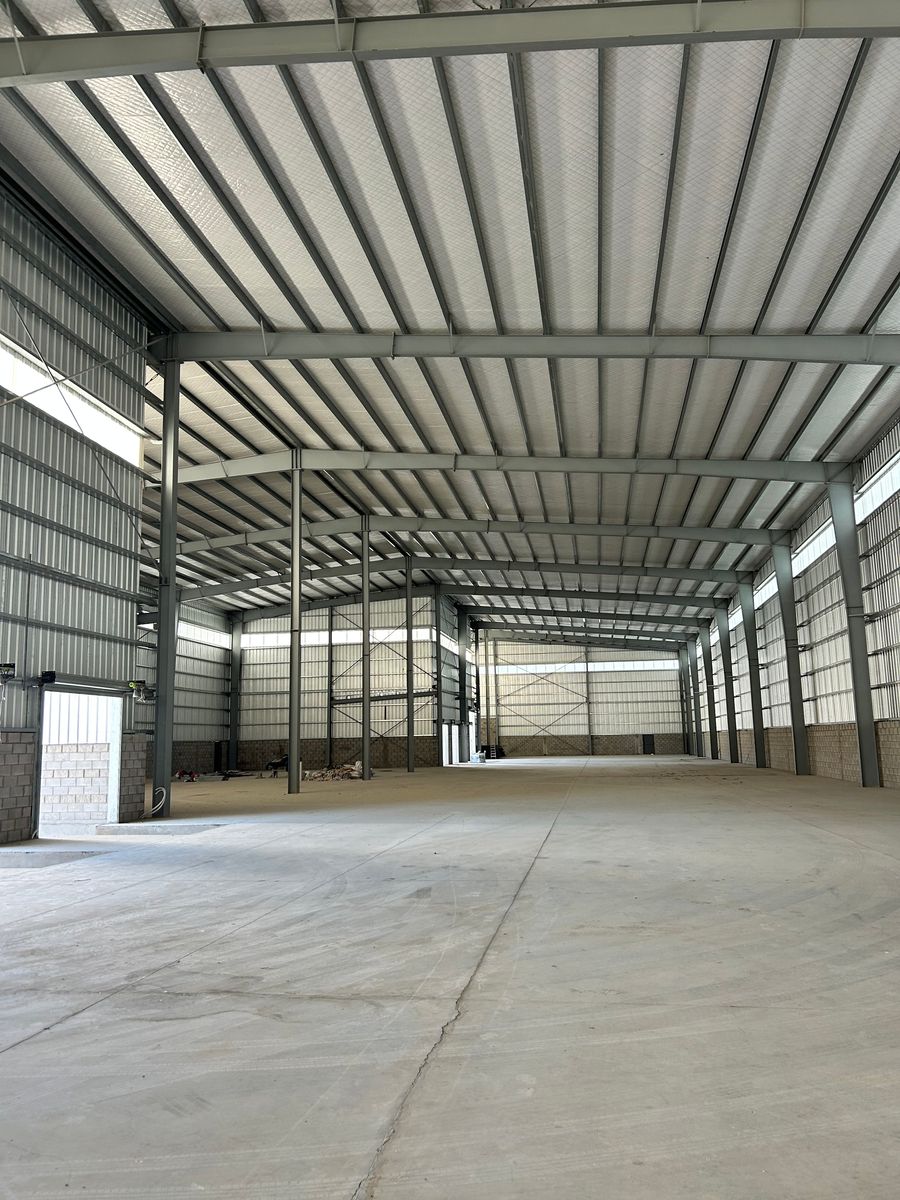 Excelente nave Industrial de 3600 mts2 en parque industrial. San Vivcente - 11