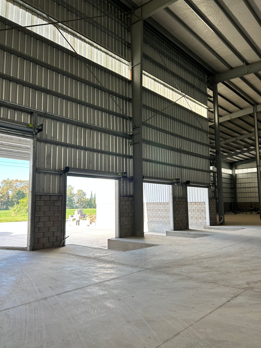 Excelente nave Industrial de 3600 mts2 en parque industrial. San Vivcente - 12