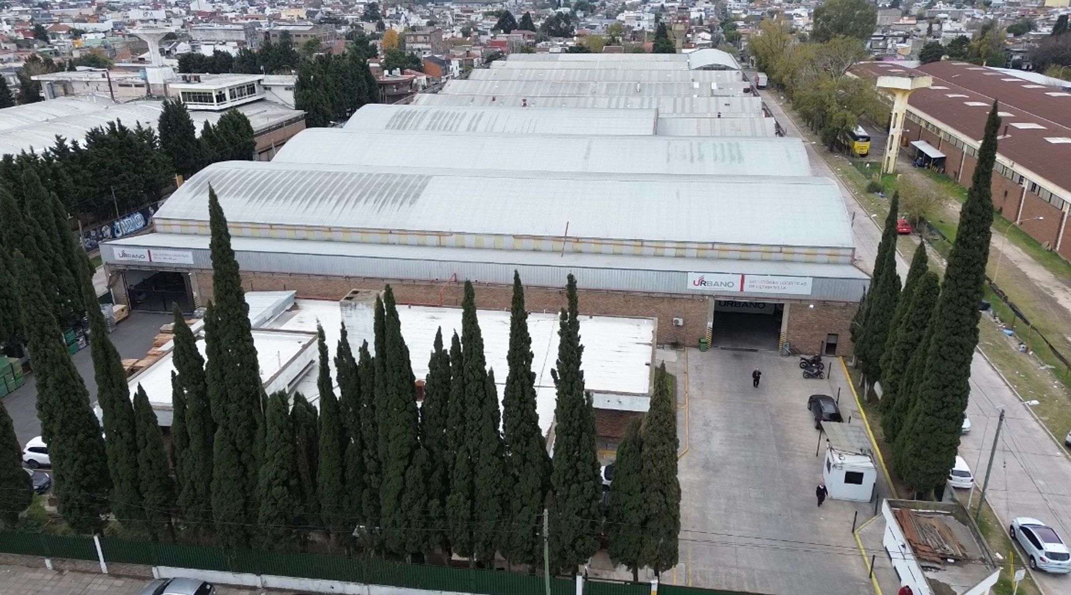 Imperdible predio Industrial de 6570 mts2. - 7