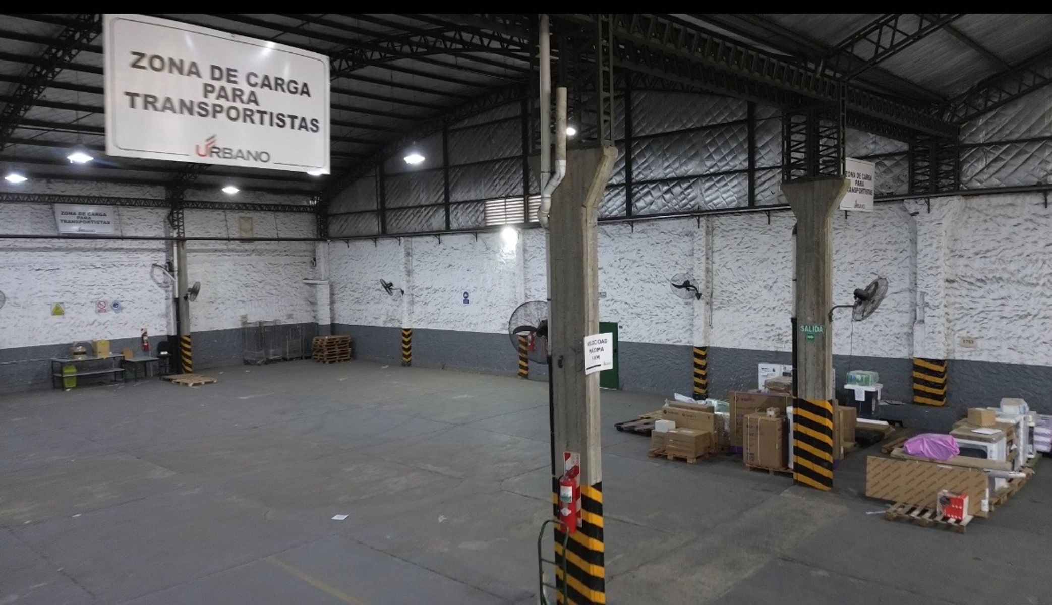 Imperdible predio Industrial de 6570 mts2. - 11